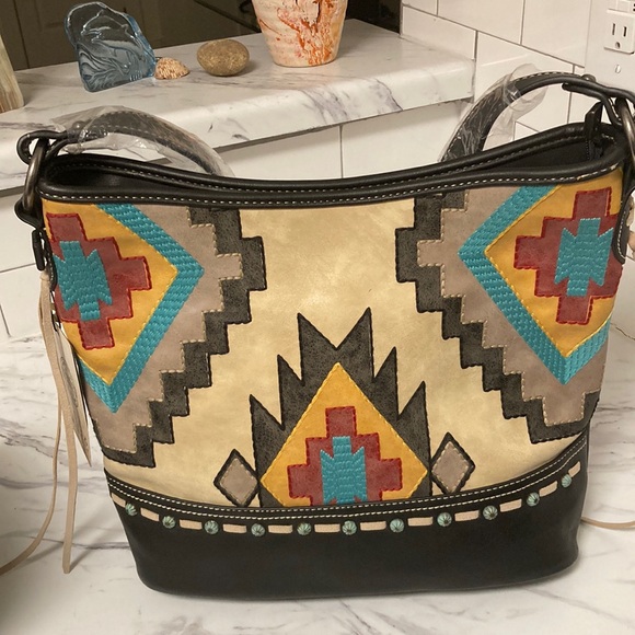 Beautiful Multicolored Southwest Concealed-Carry Shoulder Bag - Picture 1 of 7